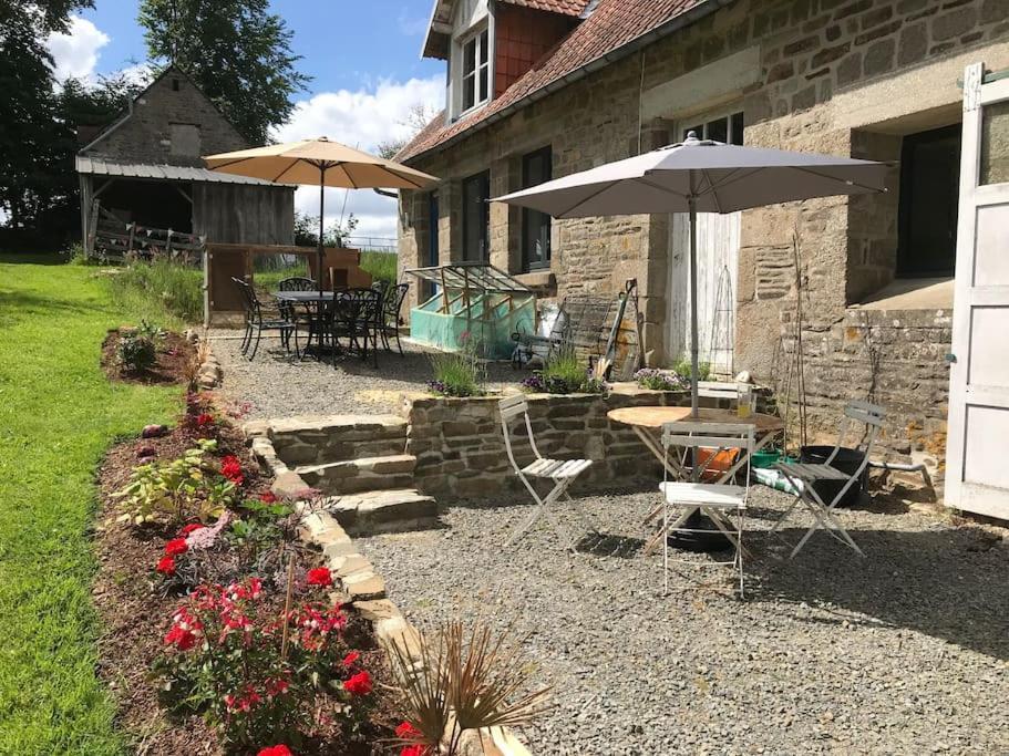 Ferme De Noyes Bed & Breakfast Sourdeval Exterior photo